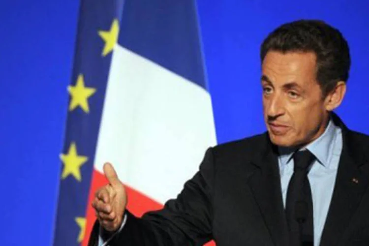 O presidente da França, Nicolas Sarkozy: ele diz que não vai deixar o euro cair (Franck Fife/AFP)