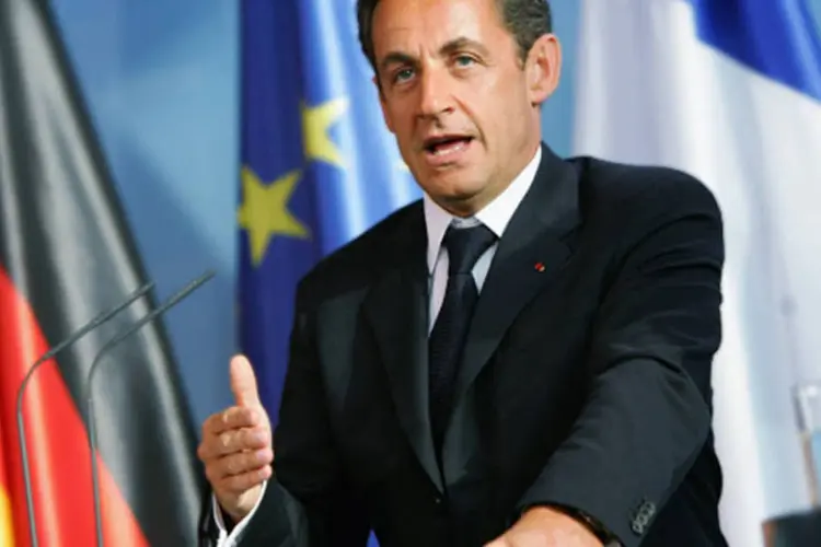 Sarkozy afirmou que o líder líbio, Muammar Gaddafi, precisa sair e que o Conselho Nacional é considerado como o representante político legítimo (Andreas Rentz/Getty Images)