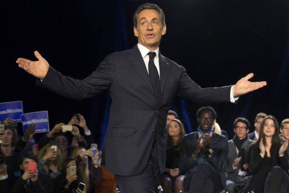 Sarkozy mantém mistério sobre sua candidatura à presidência