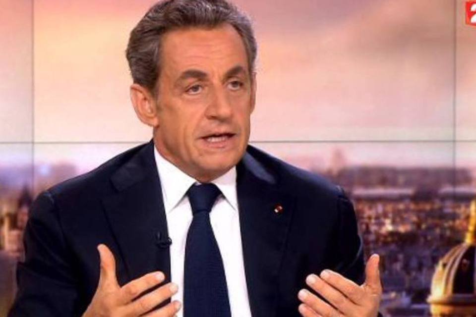 Tribunal suspende investigação por corrupção contra Sarkozy