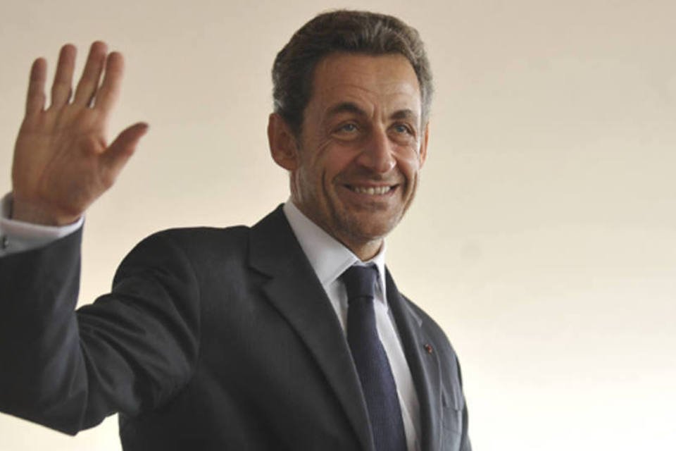 Sarkozy anuncia candidatura às presidenciais de 2017