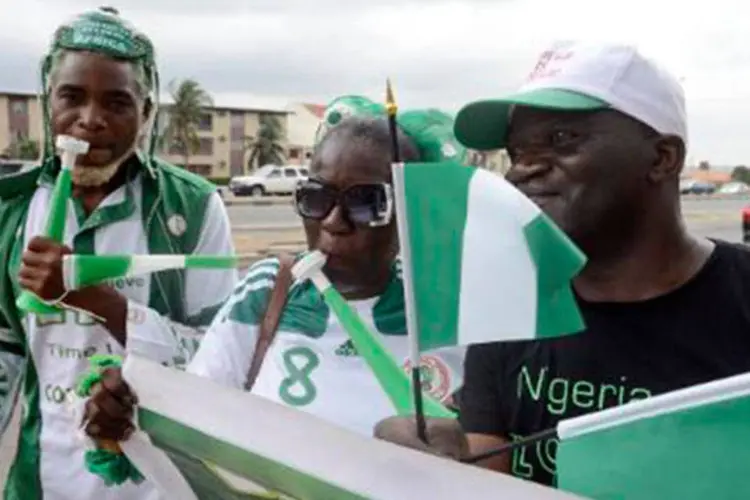 Torcedores nigerianos na rua durante a Copa do Mundo (Pius Utomi Ekpei)