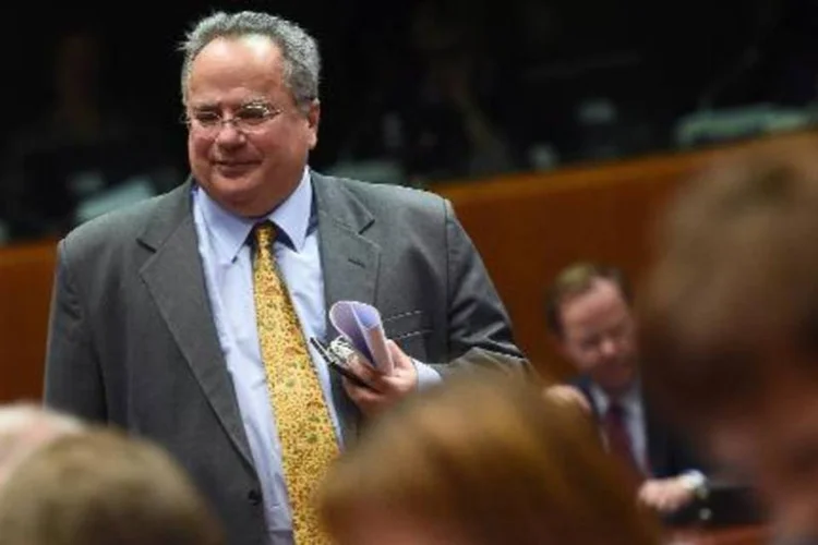 O chanceler grego, Nikos Kotzias: "a União Europeia deve considerar de uma vez por todas o que quer fazer com a Rússia a longo prazo, ao invés de reagir de forma moralmente direta e franca, mas espasmódica" (Emmanuel Dunand/AFP)
