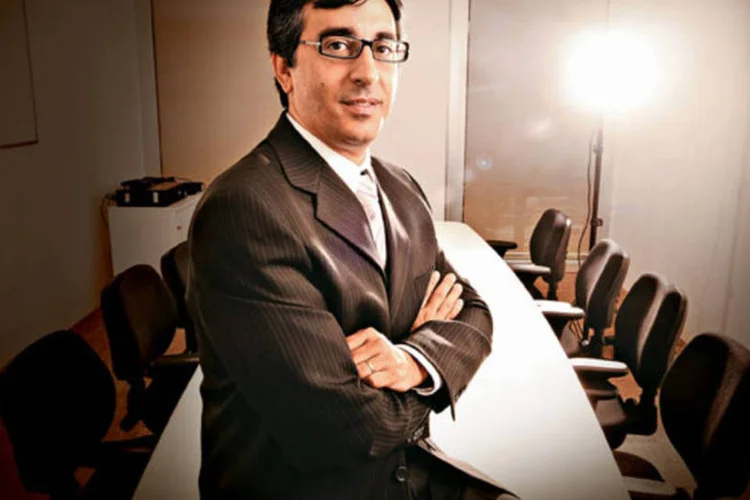 Nilton Silva, diretor comercial da Bronze Arte Iluminação: "Um mês antes do fechamento da fábrica, eu já estava com emprego novo" (Raul Junior/EXAME.com)