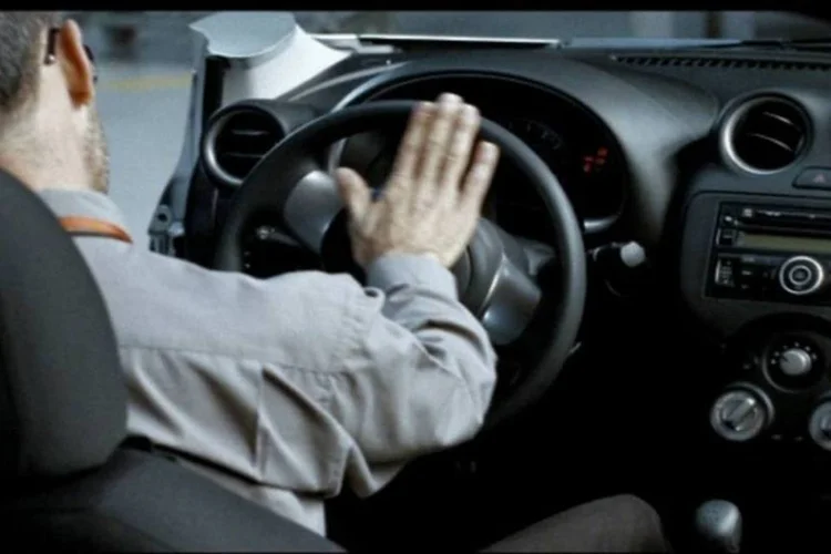 March: campanha para o carro popular traz assinatura "Agora todo mundo pode ter um carro japonês" (Divulgação)