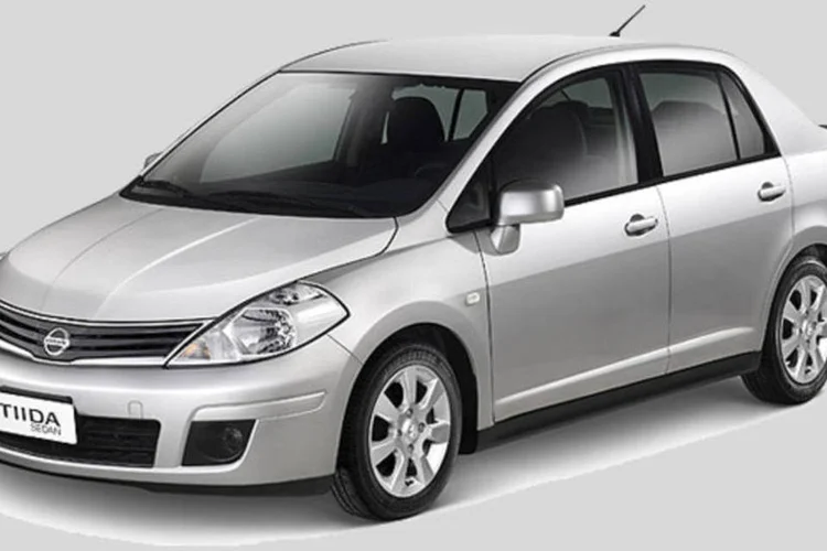 Novo Tiida vem equipado com motor 1.8 16V, o modelo possui câmbio manual de seis marchas (Divulgação)