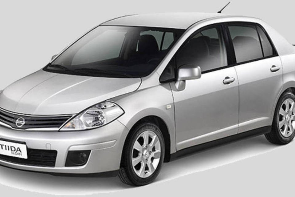 Nissan Tiida Sedan 2013 chega às lojas