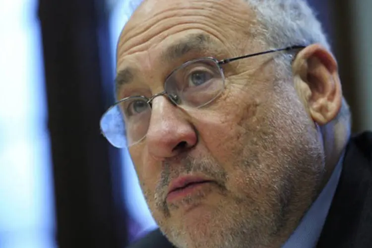 
	Joseph Stiglitz: para ele,&nbsp;Espanha e Gr&eacute;cia &quot;est&atilde;o em uma depress&atilde;o para a qual n&atilde;o se v&ecirc; nenhum sinal de sa&iacute;da&quot;
 (Josep Lago/AFP)