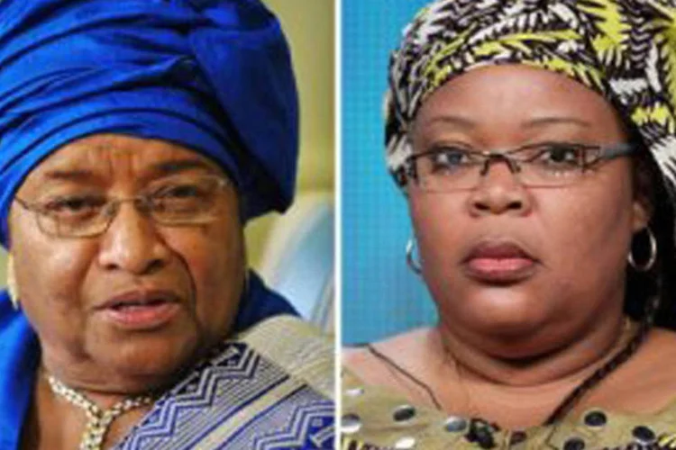 Ellen Johnson Sirleaf (E): "este prêmio é compartilhado com Leymah (D), outra liberiana, e é também um prêmio para todas as mulheres liberianas" (Gamal Noman/AFP)