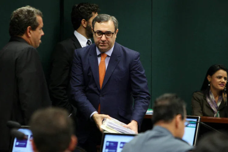 
	O advogado de Eduardo Cunha, Marcelo Nobre, durante discuss&atilde;o e vota&ccedil;&atilde;o do Conselho de &Eacute;tica
 (Antonio Araújo / Câmara dos Deputados)