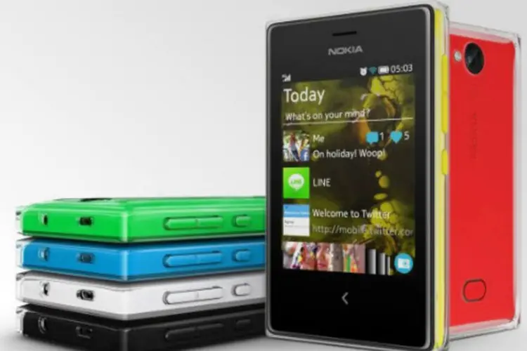 
	Smartphone da Nokia: a empresa pretende desbancar no futuro seus grandes rivais na fabrica&ccedil;&atilde;o de redes de telefonia celular
 (Reprodução)