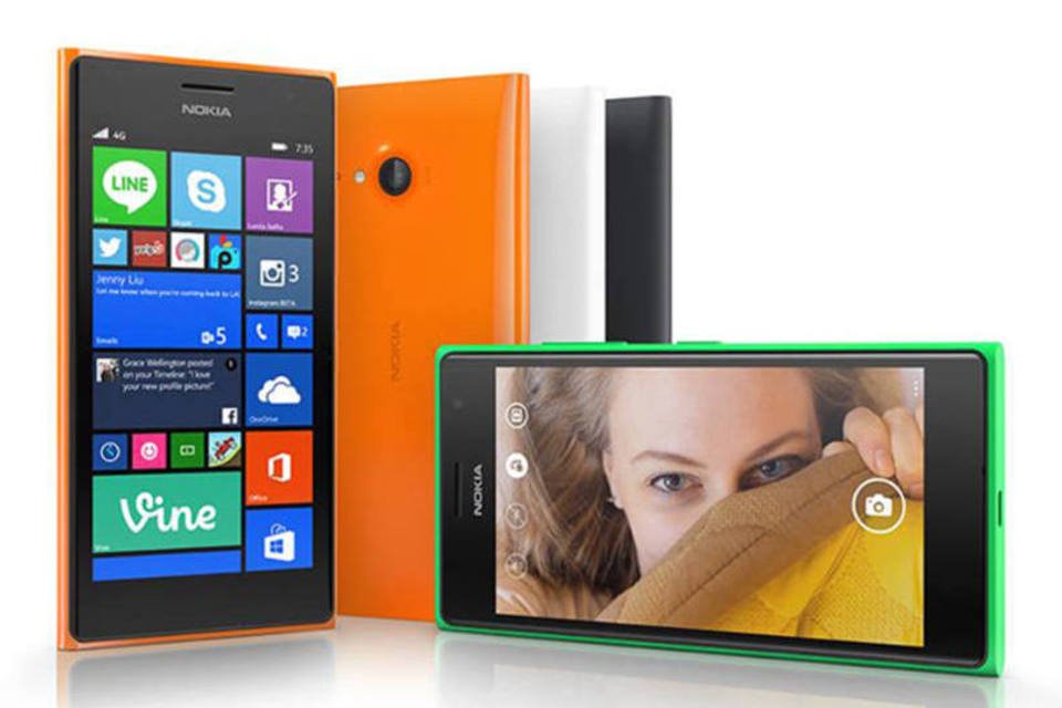 Microsoft lança smartphone Lumia com preço acessível