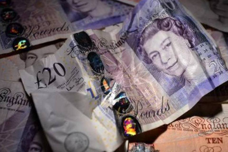 Reino Unido aumenta salário mínimo a dois meses das eleições