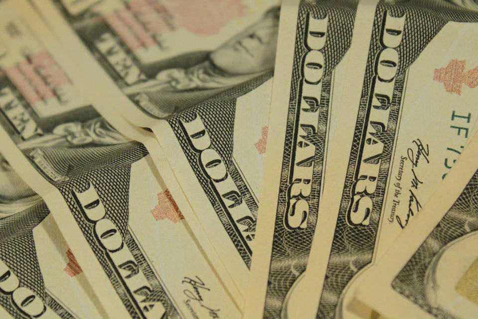 Notas de dólar: apenas um empresário de Sorocaba desviou cerca de US$ 10 milhões (Marcos Santos/USP Imagens/Fotos Públicas)