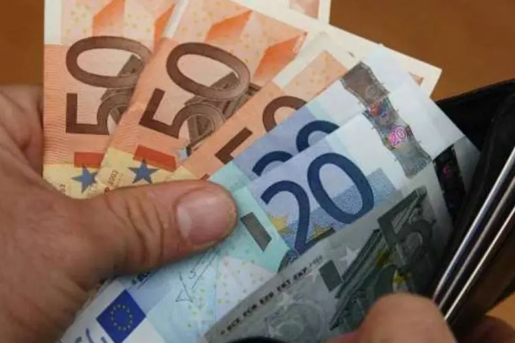 Notas de euro: uma moeda confiável, segundo o presidente Jean-Claude Trichet (Sean Gallup/Getty Images)
