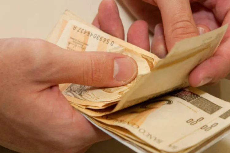 
	Dinheiro: no acumulado do ano, as exporta&ccedil;&otilde;es tiveram crescimento de 11,2%, totalizando US$ 13,23 milh&otilde;es.
 (Marcos Santos/USP Imagens)