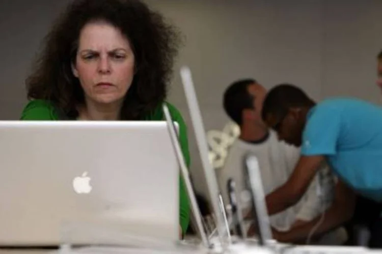 Levantamento indicou que 51% procura monitorar o que é dito sobre elas na web (.)