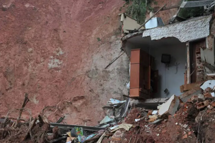 Áreas atingidas pelas chuvasem Nova Friburgo: Dilma pediu respostas rápida para novos desastres (Valter Campanato/ABr)