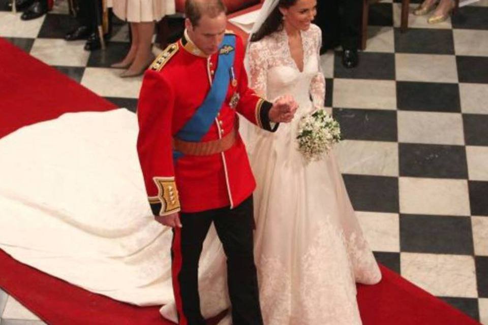 Casamento real cai nas graças de jornais britânicos