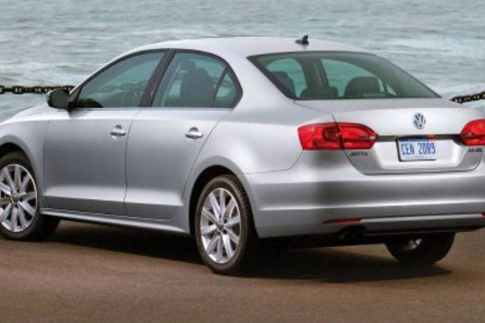 Novo Jetta: cara de Volkswagen, traseira de Audi A4 (Divulgação/Volkswagen)