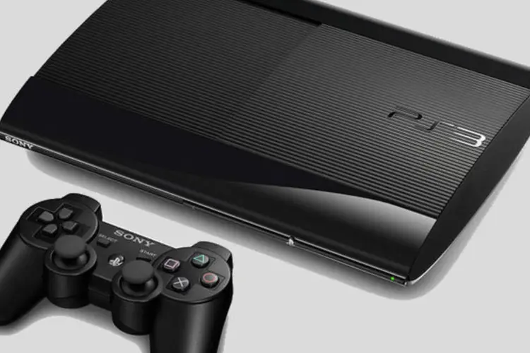 
	Novo Playstation 3 Slim:&nbsp;por enquanto, o videogame ser&aacute; comercializado apenas na cor preta
 (Sony/Divulgação)