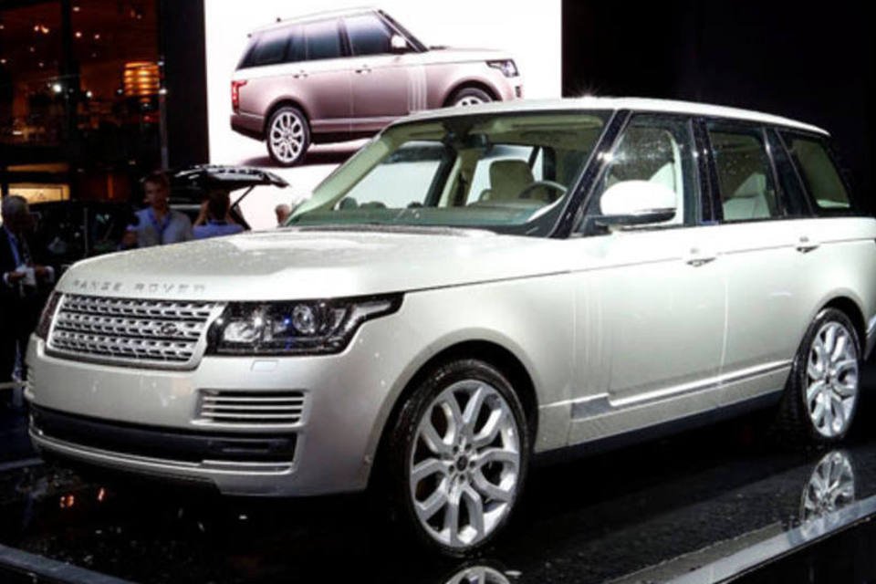 
	Range Rover Vogue: Land Rover&nbsp;Brasil convocou propriet&aacute;rios do&nbsp;modelo 2014 - fabricados entre maio e outubro de 2013 - para atualizar software do m&oacute;dulo eletr&ocirc;nico do ve&iacute;culo
 (Divulgação)