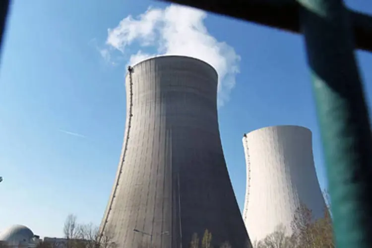 
	Usina de energia nuclear: Ocidente teme que sob o manto de um suposto programa nuclear civil o Ir&atilde; desenvolva armas at&ocirc;micas (Getty Images)