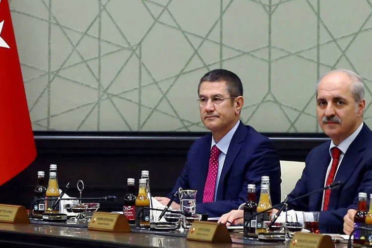 Numan Kurtulmus: vice-premiê também disse que o ataque de domingo tem diferenças significativas em relação a ataques anteriores na Turquia (Kayhan Ozer/Presidential Palace/Handout/Reuters)