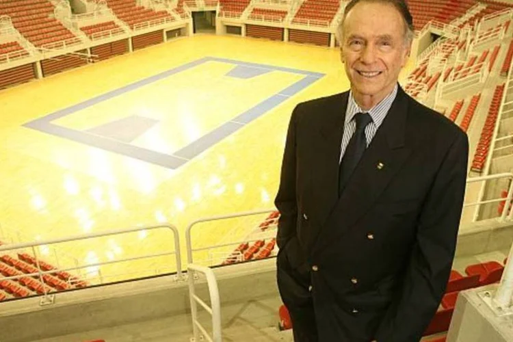 
	Nuzman: em Atlanta, cada medalha custou o equivalente a 4,4 milh&otilde;es de reais ao pa&iacute;s. Em Londres, cada p&oacute;dio custou mais de 123 milh&otilde;es de reais
 (Fernando Lemos/Veja Rio)
