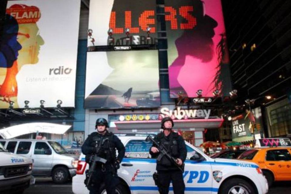 Nova York se recolhe à espera do furacão Sandy