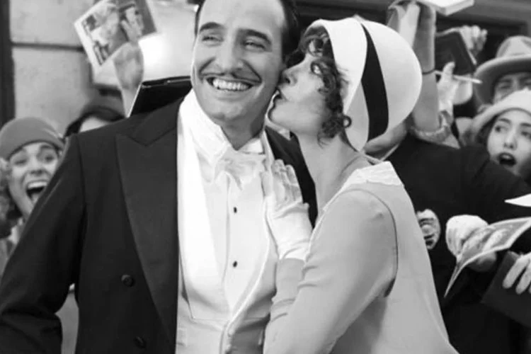 "O Artista" levou cinco estatuetas no Oscar 2012 (Divulgação)