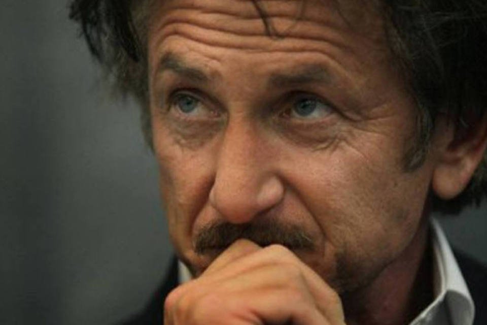 Sean Penn pede a Morales libertação de empresário americano