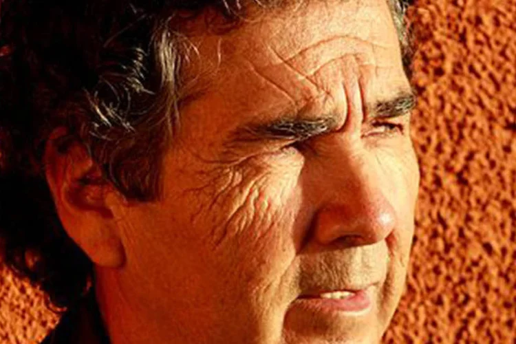 O escritor chileno Hernán Rivera Letelier: "a trama mostra uma forma de resistência que muito se assemelha ao cinema de Walter" (Wikimedia Commons)