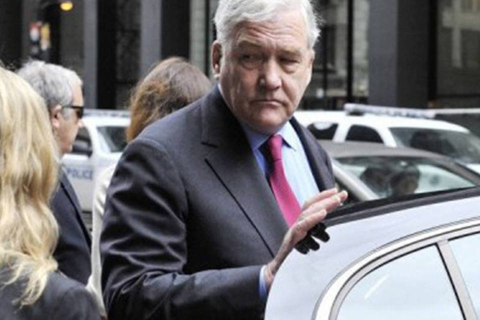 Ex-magnata da imprensa Conrad Black é deportado ao Canadá