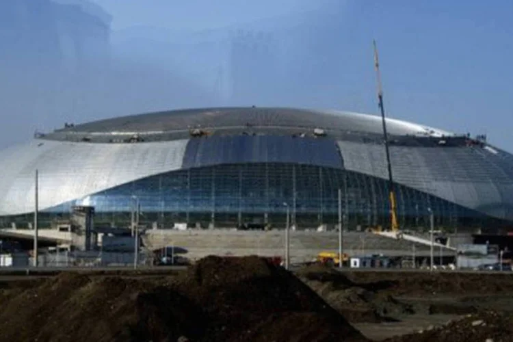 
	O pavilh&atilde;o de gelo Bolshoi, uma das instala&ccedil;&otilde;es dos Jogos Ol&iacute;mpicos de Sochi-2014: Pakhomov disse que os homossexuais seriam bem-vindos durante a Olimp&iacute;ada, que come&ccedil;a em 7 de fevereiro
 (©AFP/Arquivo / Olivier Morin)