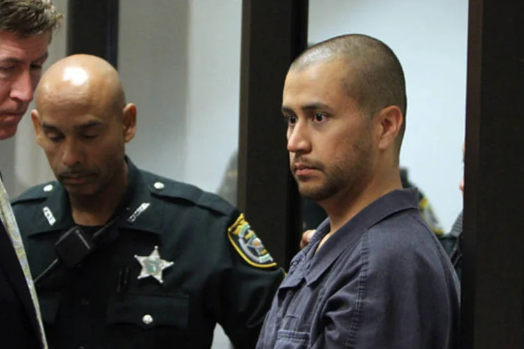 O ex-vigilante voluntário alegou que atuou em defesa própria quando matou o adolescente com o tiro, mas Martin estava desarmado na ocasião (Pool/ Getty Images)