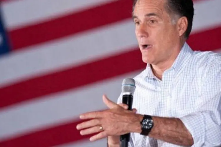 Romney ofereceu o discurso no marco de seus esforços para captar o voto hispânico, que será estratégico na disputa eleitoral de novembro (©AFP / Nicholas Kamm)