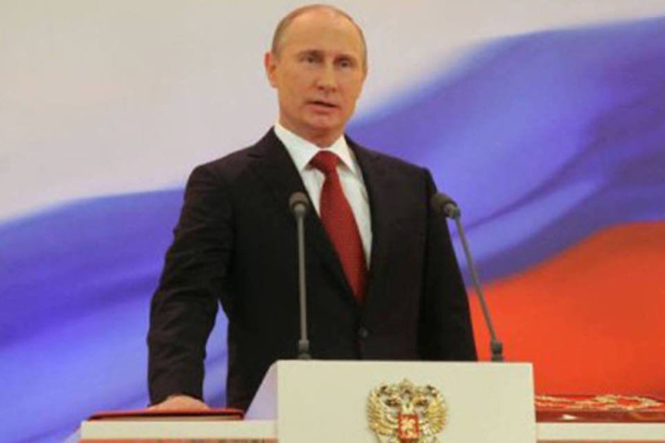 Putin assume a Presidência da Rússia