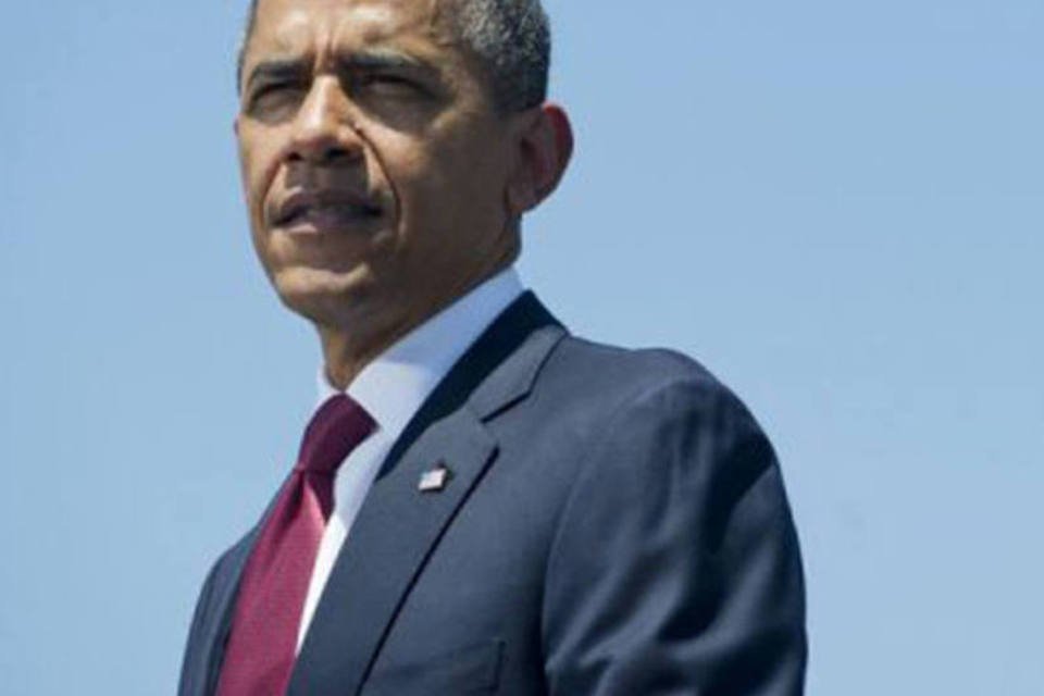 Pesquisa mostra Obama e Romney empatados em 12 estados-chave