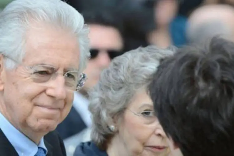 O primeiro-ministro italiano Mario Monti também foi alvo de ameaças de grupos anarquistas
 (Andreas Solaro/AFP)