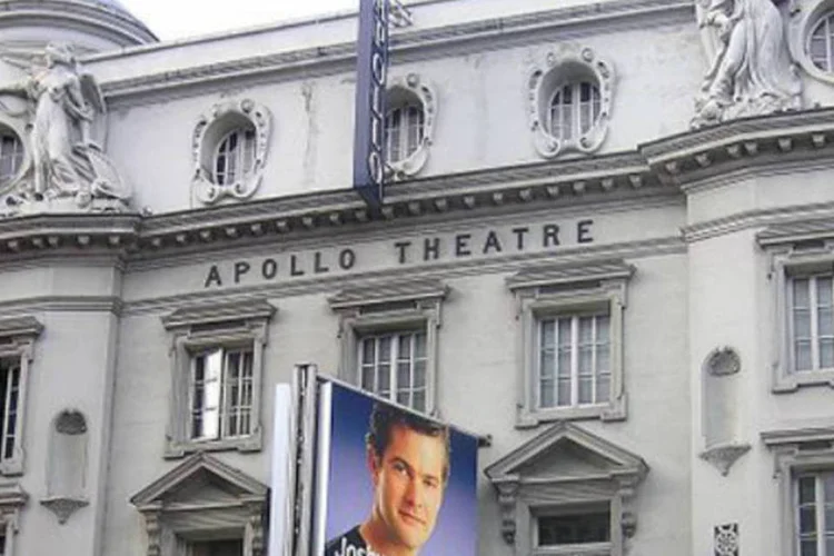 
	O Apollo Theatre, em Londres:&nbsp;&quot;estou sendo constantemente atualizado sobre o caso&quot;,&nbsp;escreveu Cameron em seu perfil no Twitter
 (Wikimedia Commons)