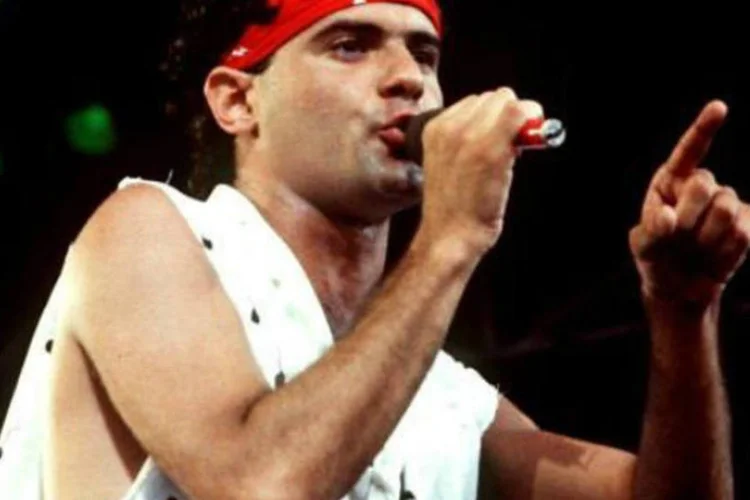 Cazuza: cantor aparecerá durante cinco músicas, do show que terá, ao todo, 20 músicas e duas horas de duração (Divulgação)