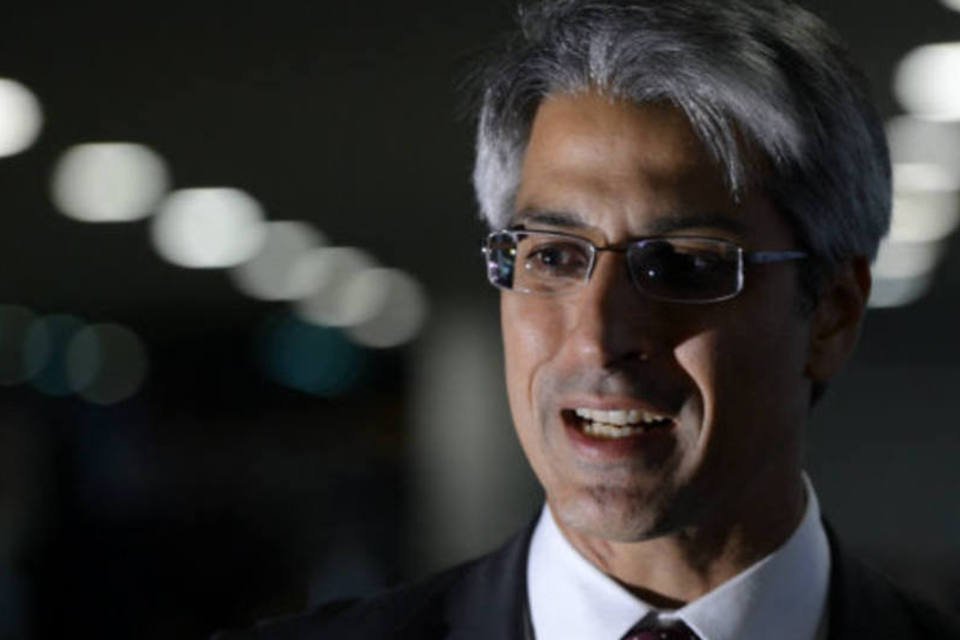 Deputados criticam repasse de cadastro do TSE ao Serasa