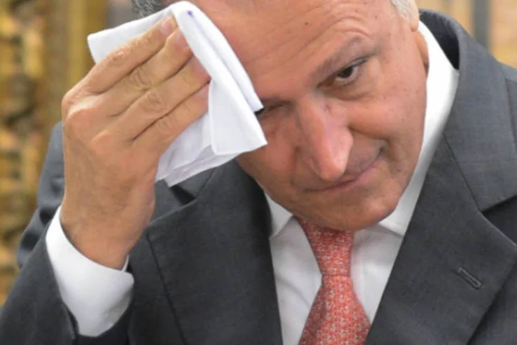
	Geraldo Alckmin: questionado se manteria secret&aacute;rios no caso durante todo o processo de investiga&ccedil;&atilde;o, governador disse que &eacute; preciso ter provas para punir
 (Antonio Cruz/Agência Brasil)
