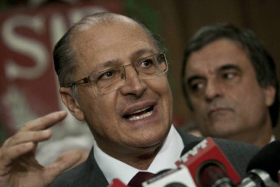 Alckmin e Cardozo firmam acordo para conter violência em SP