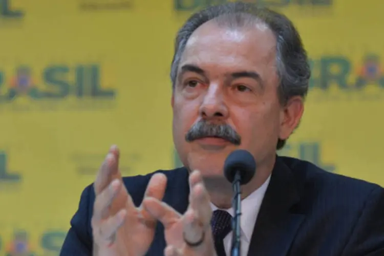 
	Aloizio Mercadante: ideia inicial era que a entrega dos cargos para presidente ocorresse de forma conjunta
 (Elza Fiúza / Agência Brasil)