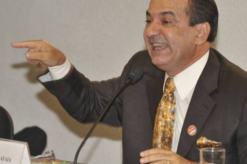 “Intolerantes gays querem cassar meu registro”, diz Malafaia