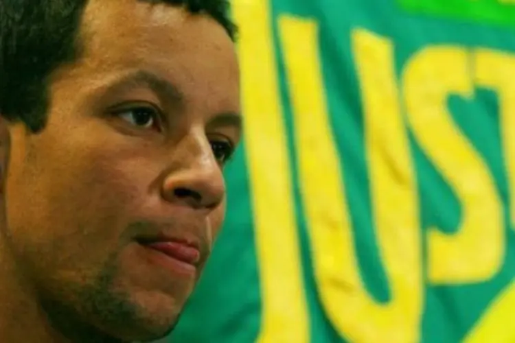 Investigadores britânicos informaram que o primo do brasileiro Jean Charles de Menezes, morto por engano pela polícia londrina ao ser confundido com um terrorista em 2005 (AFP / Carl de Souza)