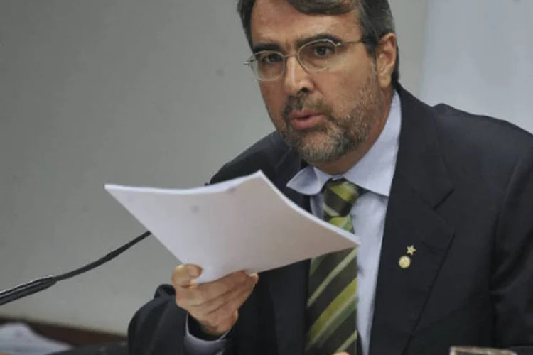 
	Henrique Fontana: segundo o deputado, seu pedido foi uma decis&atilde;o pessoal e n&atilde;o do PT
 (Valter Campanato/ABr)