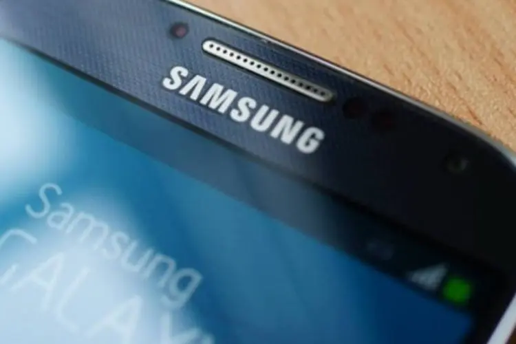 
	Segundo a Samsung, alguns aplicativos de tela cheia como a c&acirc;mera, navegador, player de v&iacute;deo e ferramentas de benchmark exigem a mais alta performance dispon&iacute;vel
 (Creative Commons /janitors)